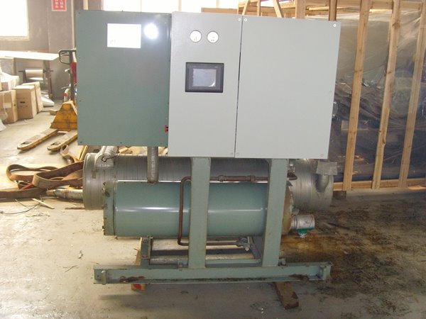 大朗镇酒店中央空调不停机清洗方法介绍